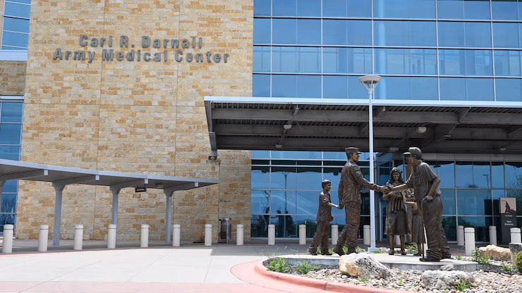 Army Gynecologist Indicted After Allegations He Secretly Filmed Female Patients During Exams 250508 A UH990 001